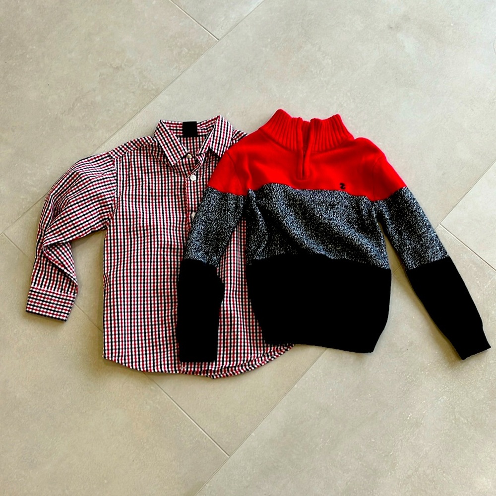 Izod 2 piece sweater shirt combo.